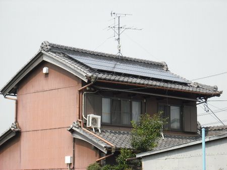岐阜県安八郡　サンヨー太陽光発電システム　HIT設置