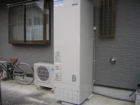 横浜市　A様邸　エコキュート