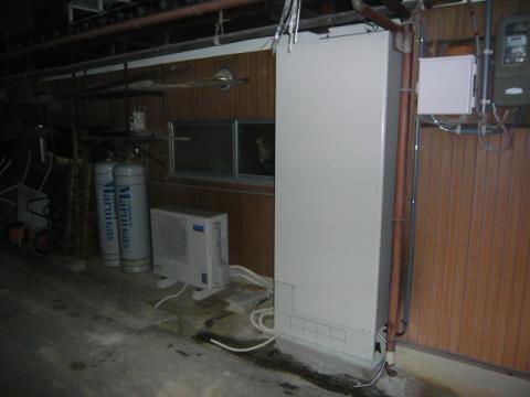 兵庫県三木市Ｉ様邸５５０Ｌエコキュート