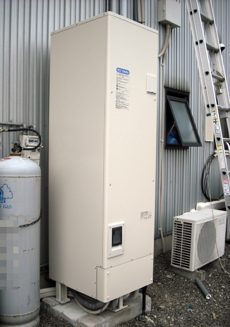 岐阜県安八町　長府エコキュート　オール電化設置