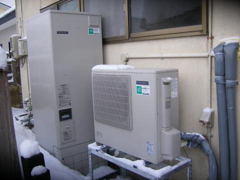 十和田市西地区　K様邸エコキュート工事