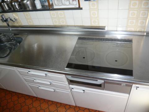 沼津市小林台タカラシステムキッチンエーデル設置