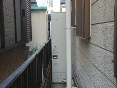川口市H様邸　エコキュート工事