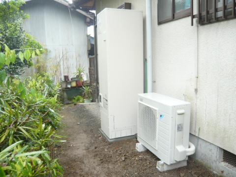 静岡県伊豆の国市宗光寺エコキュート設置！