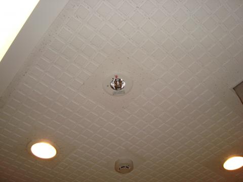 東京都内集合住宅非常灯修理