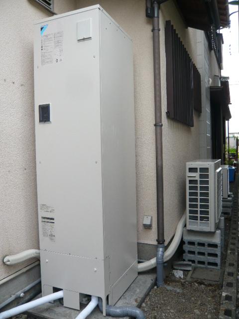 370Lスリム型エコキュート
