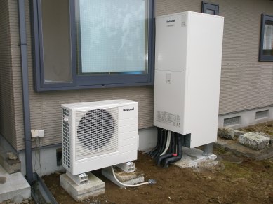 栃木県芳賀郡二宮町　菊地さま邸　 エコキュート設置工事　