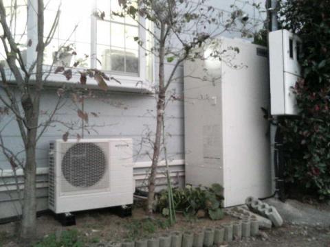 駿東郡清水町徳倉にてエコキュート設置工事
