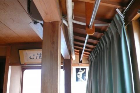 こんな所にも配管できます【エアコン工事】【長野県長野市】エコ電化ＪＰ【大光電気商会】