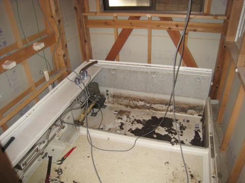 長岡市Ｓ様ユニットバス解体