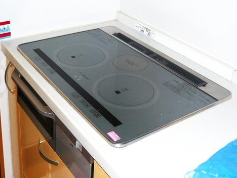オール電化でエコキュート・IH（八千代市八千代台・N様邸）