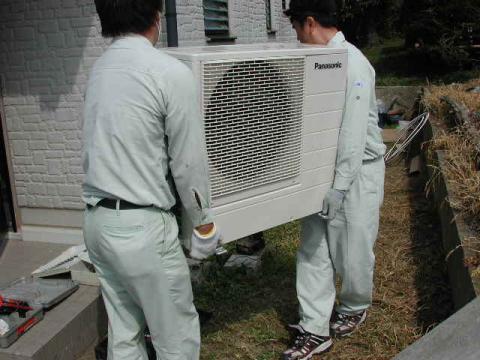 後ろに気をつけてね！【エコキュート工事】【長野県長野市】エコ電化JP【大光電気商会】