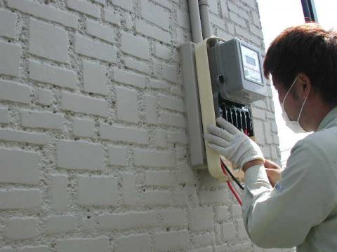 電子メーターを取付けます【エコキュート工事】【長野県塩尻市】オール電化はエコ電化ＪＰ【大光電気商会】