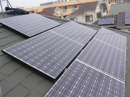 埼玉県鳩ヶ谷市　吉田さま邸　 太陽光発電システム設置工事