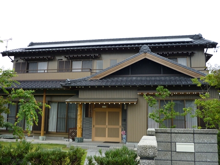 愛知県新城市  5.04kw　長州太陽光発電HIT　設置