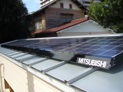 埼玉県鴻巣市本町　「鴻巣カフェ」さま　太陽光発電システム設置工事