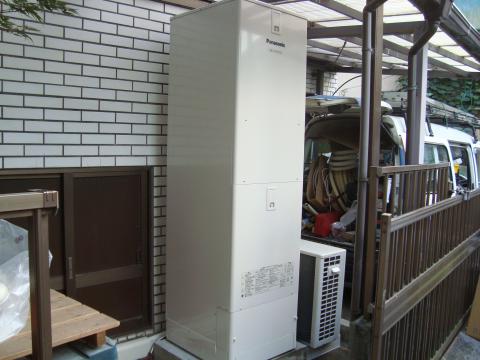 給湯器の位置変更(東京都荒川区)