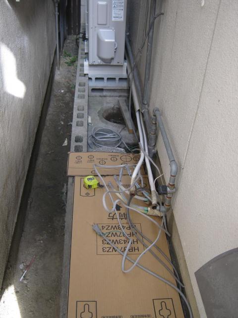 大阪府寝屋川市　I様邸エコキュート設置工事