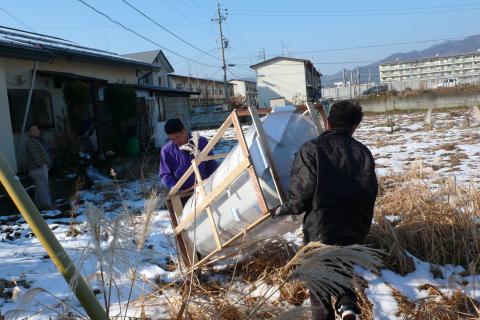 後ろに気をつけてね！【電気温水器工事】【長野県長野市】オール電化・エコ電化JP【大光電気商会】