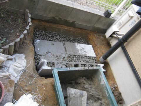 兵庫県宝塚市　H様邸　基礎工事?