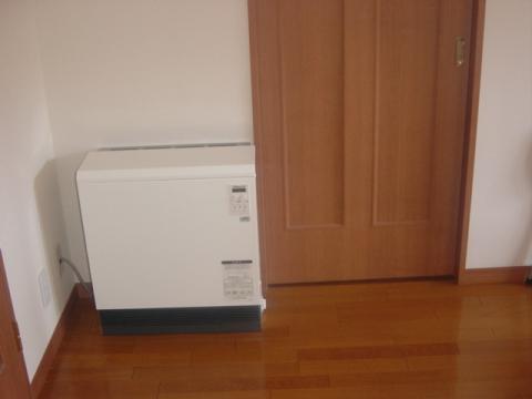 沼津市大岡蓄熱式電気暖房器設置！
