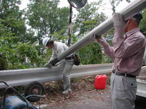 防犯灯はお任せ下さい【防犯灯工事】【長野県長野市】オール電化・エコ電化jp【大光電気商会】