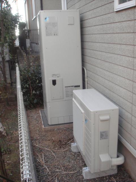 横浜市青葉区ダイキン370Lエコキュート設置工事！！