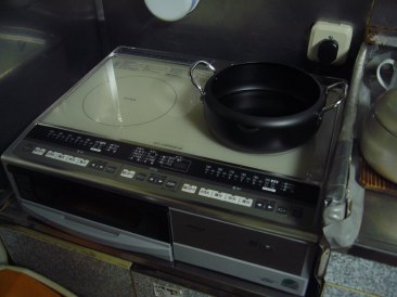 埼玉県さいたま市見沼区大和田町　Mさま邸　オール電化工事(エコキュート・IH)