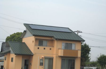 愛知県　太陽光発電システム　HIT設置