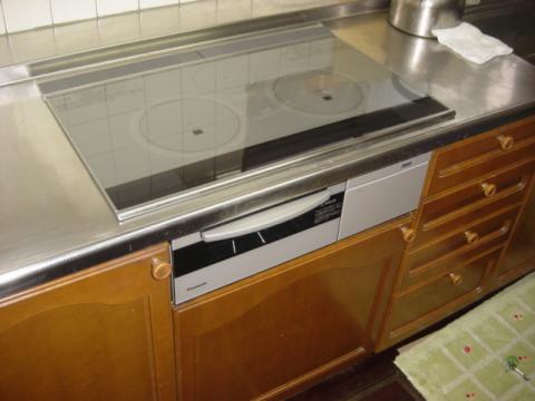 静岡県裾野市ＩＨクッキングヒーター設置工事