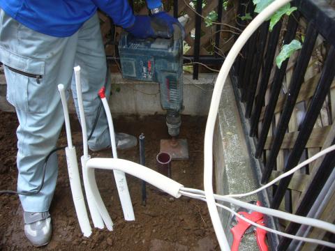 エコキュート基礎の転圧状況