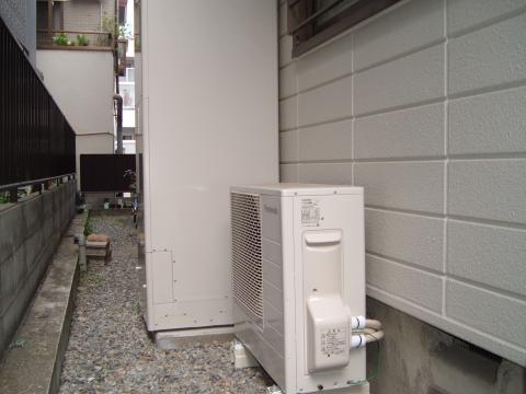 大阪府池田市T様　エコキュート工事