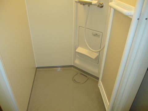 大阪府吹田市Y様　シャワールーム取付工事