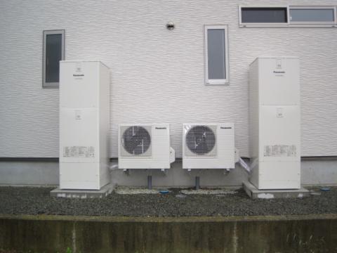 ２世帯住宅はエコキュート２台の設置です【エコキュート工事】【長野県長野市】オール電化・エコ電化ＪＰ【大光電気商会】