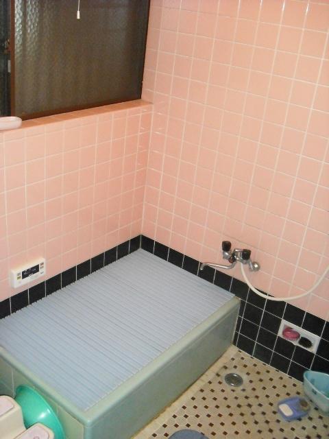 糸島市　浴室【工事前】