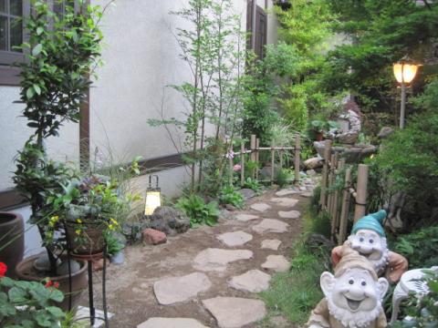 奥様の夢のお手伝いです【ガーデニングライト工事】【長野県長野市】オール電化・エコ電化JP【大光電気商会】