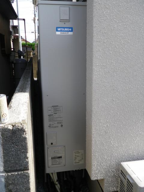 埼玉県草加市Ｆ様邸《エコキュート設置》