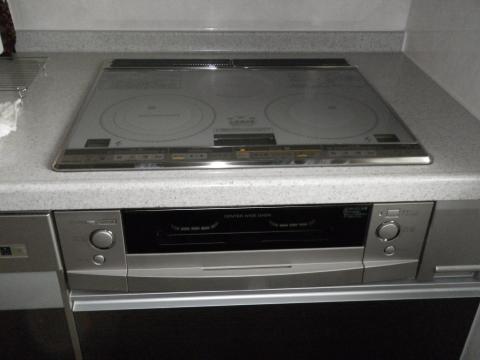 埼玉県草加市Ｆ様邸《ＩＨｸｯｷﾝｸﾞﾋｰﾀｰ設置》