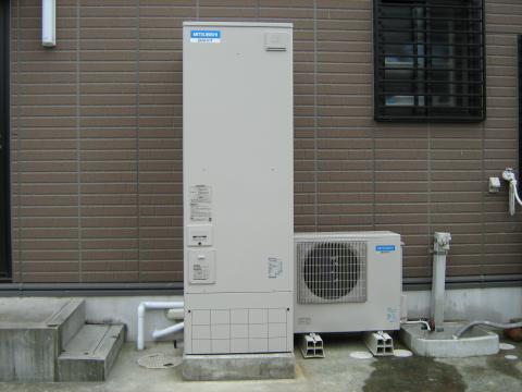 加古川市でエコキュート工事