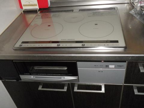 埼玉県越谷市Ｈ様邸《ＩＨｸｯｷﾝｸﾞﾋｰﾀｰ設置》
