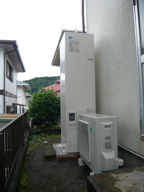 ダイキン　エコキュート設置
