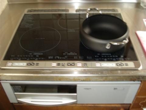 埼玉県滑川町I様邸(エコキュート・IH)