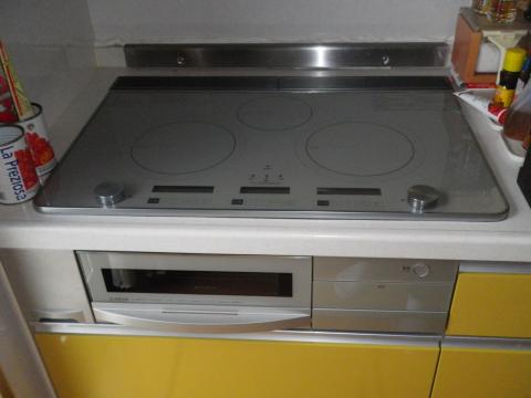 埼玉県白岡町Ｈ様邸《ＩＨｸｯｷﾝｸﾞﾋｰﾀｰ設置》