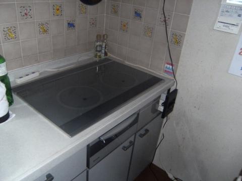 埼玉県富士見市Y様邸　IHクッキングヒーター