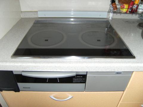 神奈川県藤沢市W様邸　IHクッキングヒーター