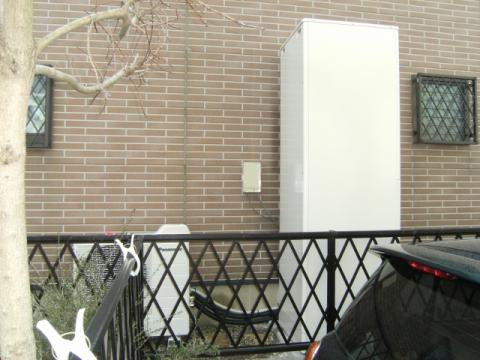 神奈川県藤沢市W様邸　エコキュート