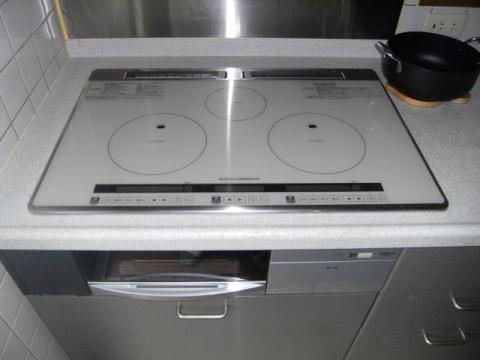 東京都町田市O様邸　IHクッキングヒーター