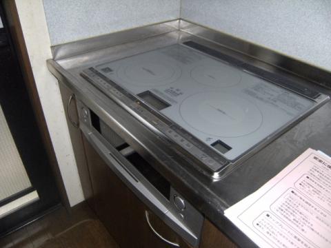 東京都足立区M様邸　IHクッキングヒーター