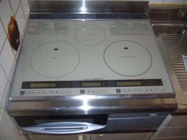埼玉県幸手市南　田中さま邸　オール電化（エコキュート・IH）工事　ソーラー温水器撤去