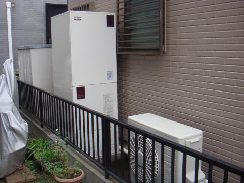 埼玉県上尾市Mさま邸（エコキュート設置工事）